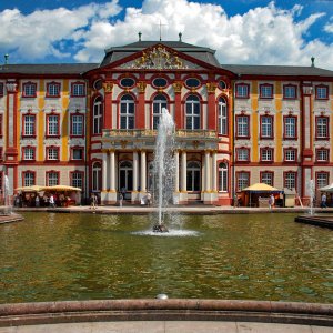 schloss_bruchsal_1200.jpg