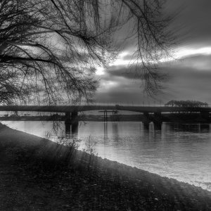Nibelungenbrücke Worms_1200.jpg