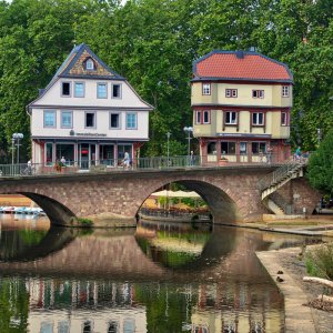 Alte Nahebrücke mit Brückenhäusern.jpg