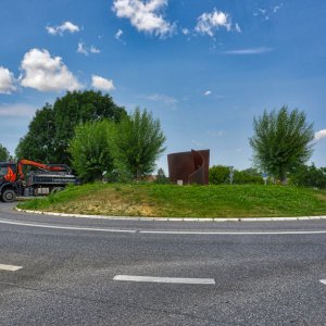 kreisverkehr_ilvesheim.jpg