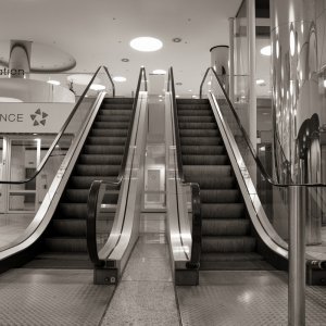 rolltreppe_frankfurt_1200.jpg