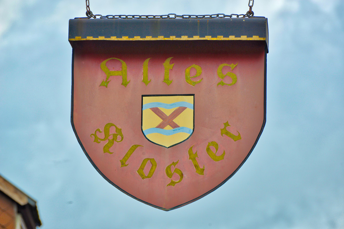 altes_kloster_Ladenburg.jpg