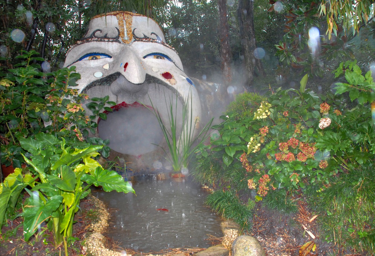 andre_heller_garten_03.jpg