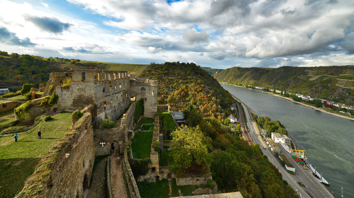 burg_rheinfels_01.jpg