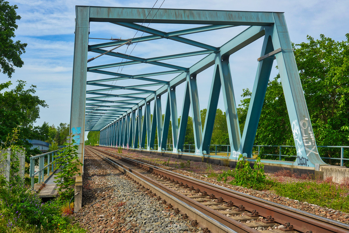 eisenbahnbrücke.jpg