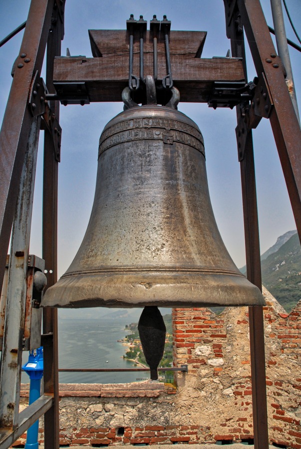 glocke_gardasee.jpg