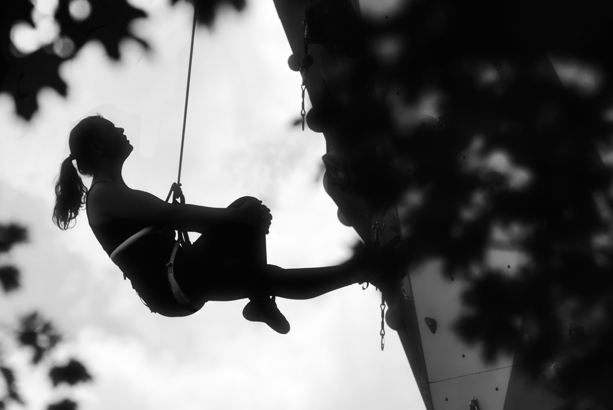 hanging_around_bw_1200.jpg