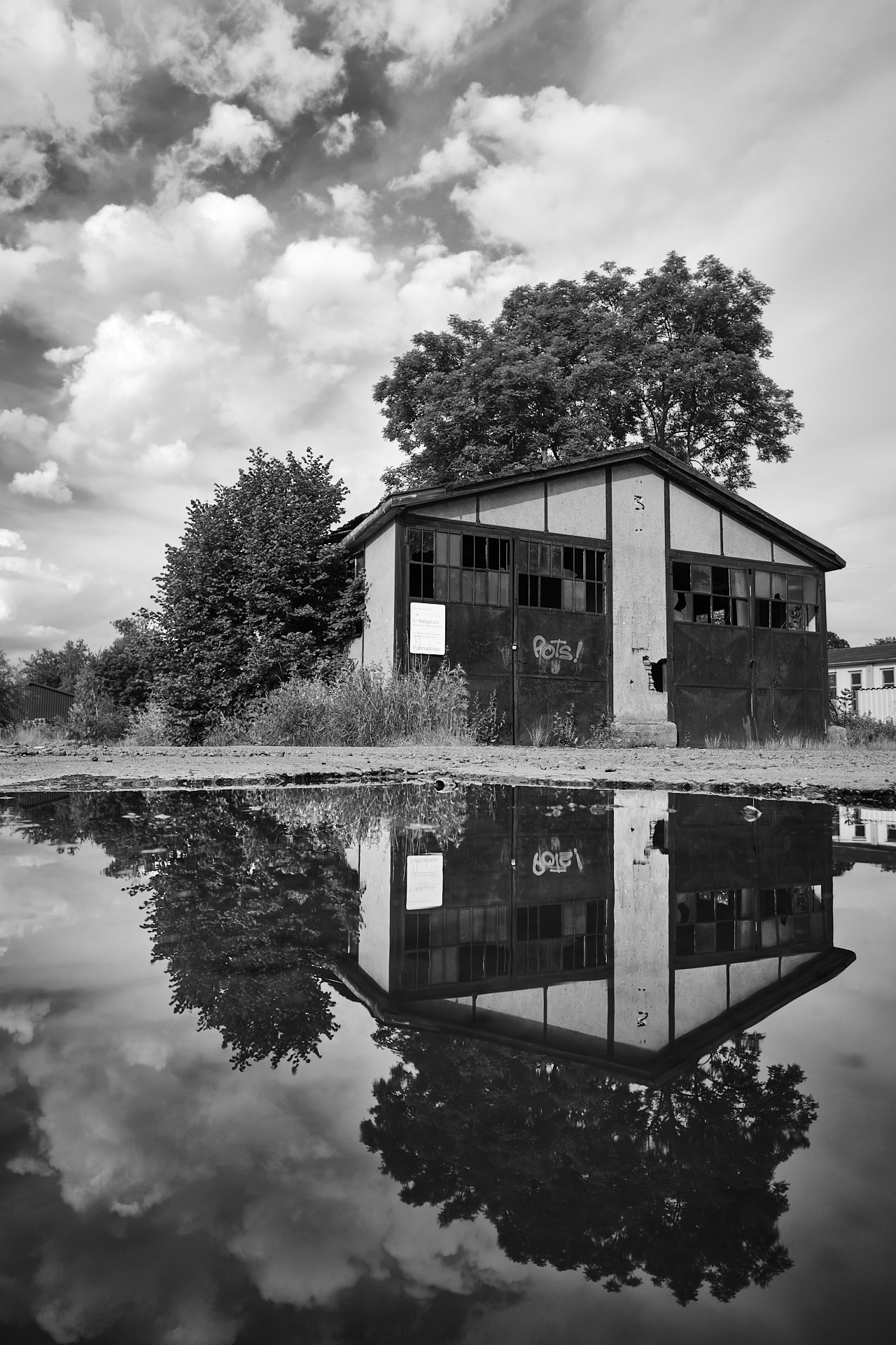 Shed in The Mirror