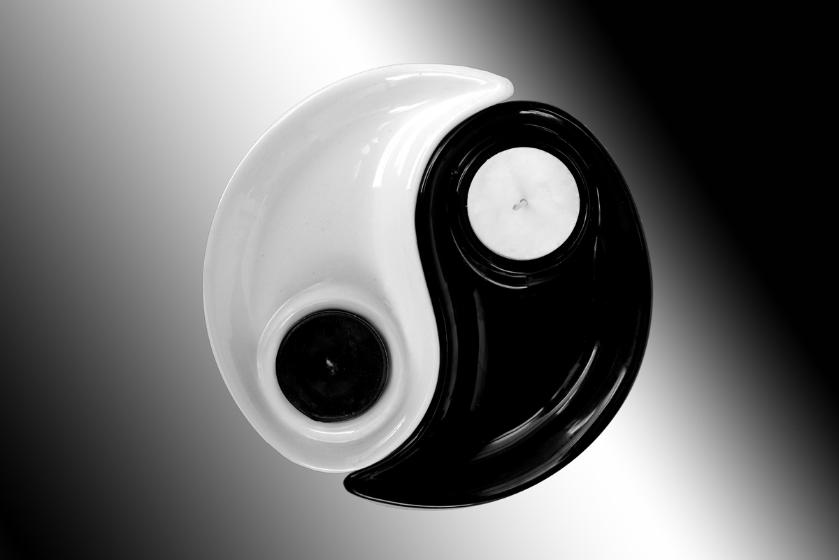 yin yang_1200.jpg